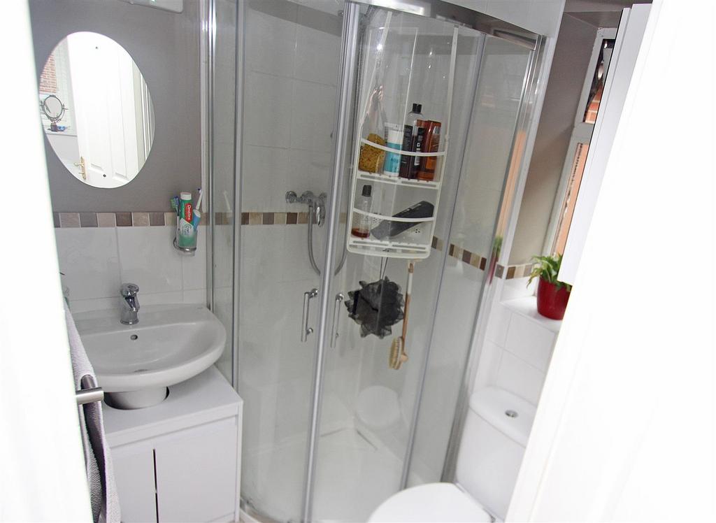 Ensuite.jpg