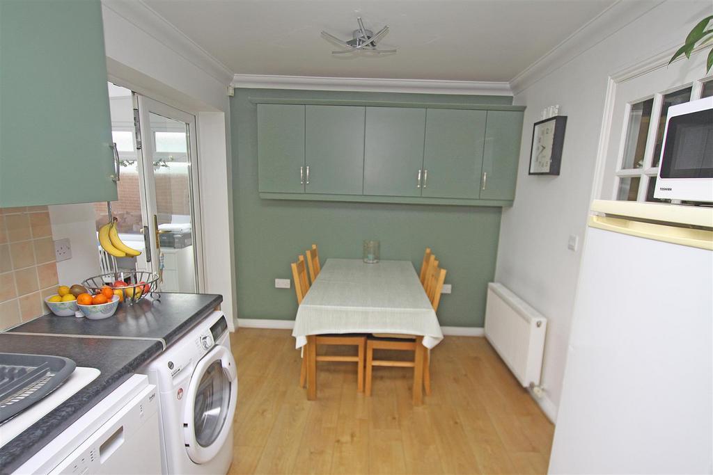 Dining area.jpg