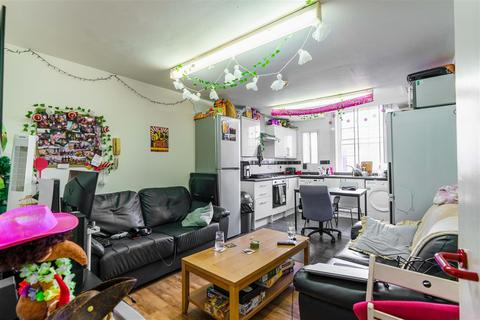 5 bedroom apartment to rent, £110pppw - Clayton Street West, Newcastle Upon Tyne