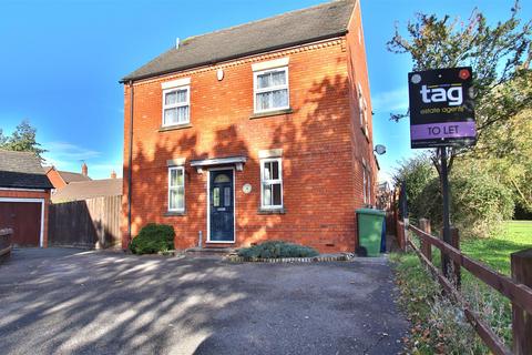 3 bedroom detached house to rent, Peach Close, Walton Cardiff, Tewkesbury