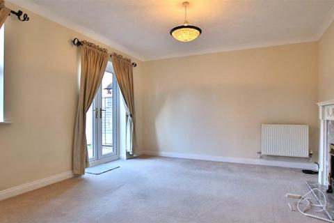 3 bedroom detached house to rent, Peach Close, Walton Cardiff, Tewkesbury