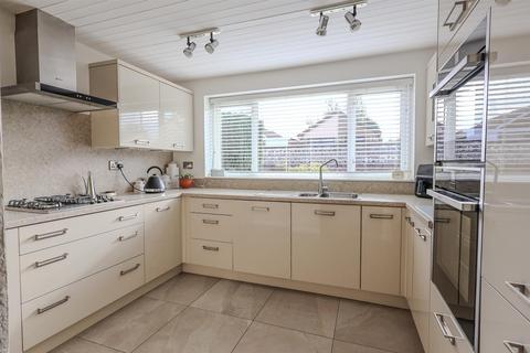 4 bedroom detached house for sale, Griffs Hollow, Carlton, Nottingham