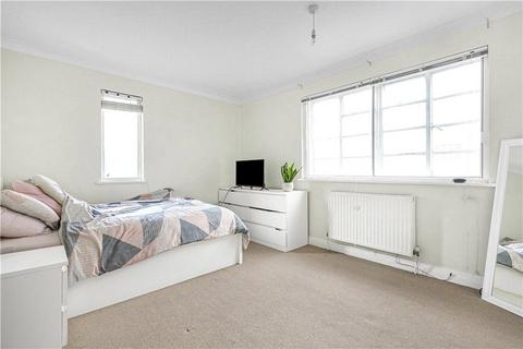 undefined, The High, Streatham High Road, Streatham, SW16