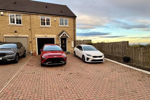 undefined, Black Dyke View, Queensbury, Bradford