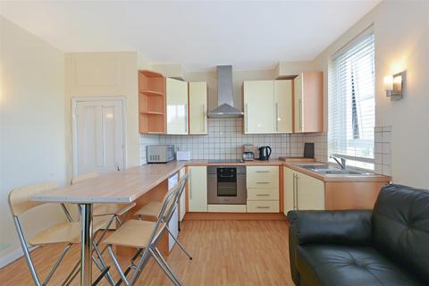2 bedroom flat to rent, Wilmot Street, London