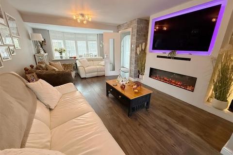 4 bedroom detached house for sale, Jersey Close, Redditch