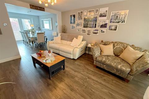 4 bedroom detached house for sale, Jersey Close, Redditch