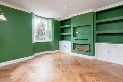 4 bedroom detached house for sale, Church Street, Wellesbourne