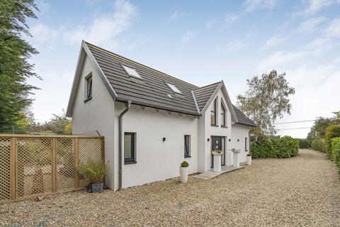 3 bedroom detached house for sale, Station Road, Blackthorn, OX25