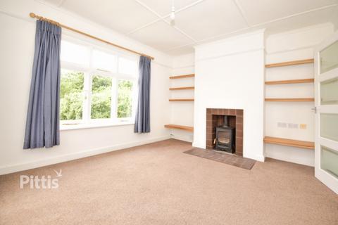 2 bedroom detached bungalow to rent, Church Road Shanklin PO37