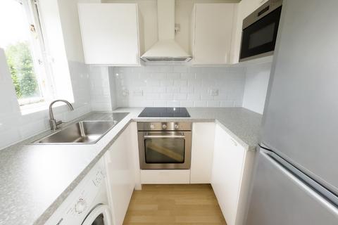 1 bedroom ground floor flat to rent, Bywater House, Harlinger Street, Woolwich, London, SE18 5SP
