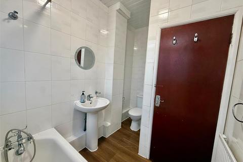 undefined, Rainham Road South, Dagenham