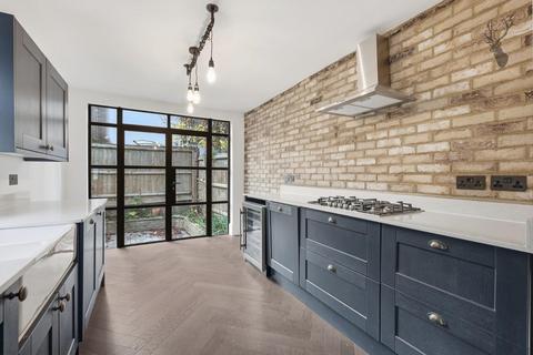 undefined, Fairfield Road, Bow