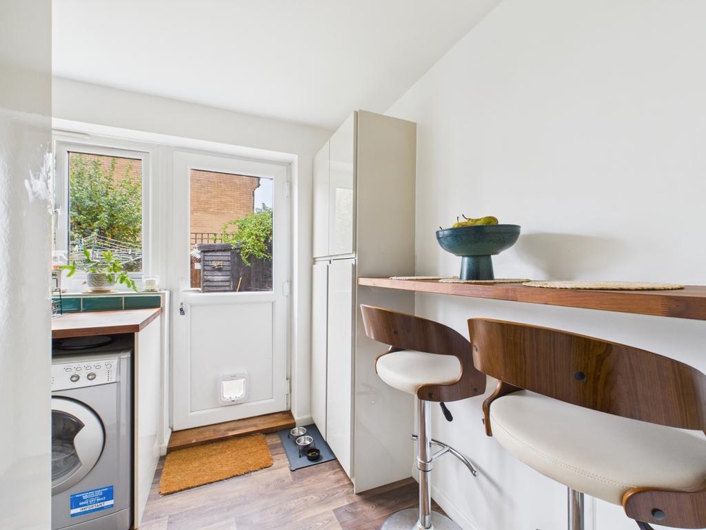 Cam01740 g0 pr0461 still011