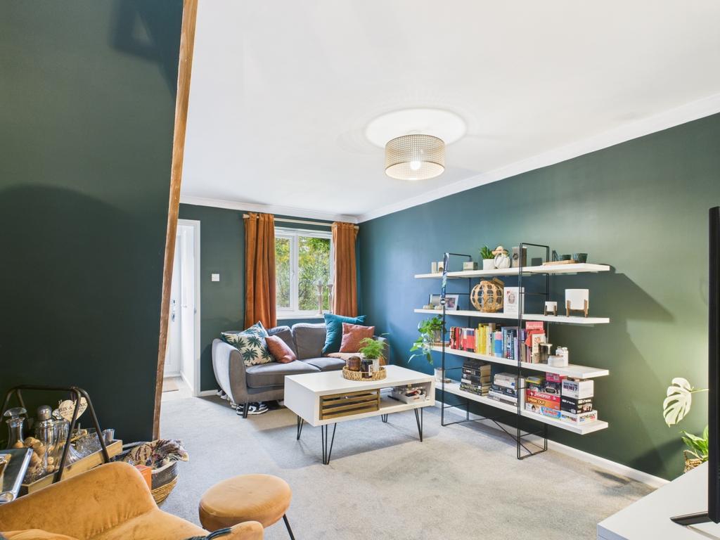 Cam01740 g0 pr0461 still008