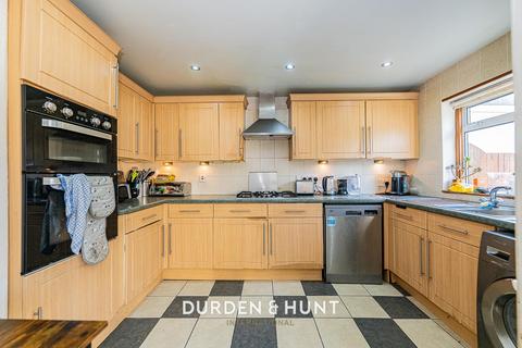 undefined, Hastings Avenue, Barkingside IG6