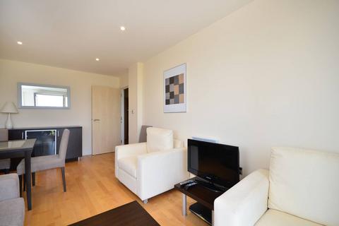 2 bedroom flat to rent, Chiswick High Road, Chiswick, London, W4