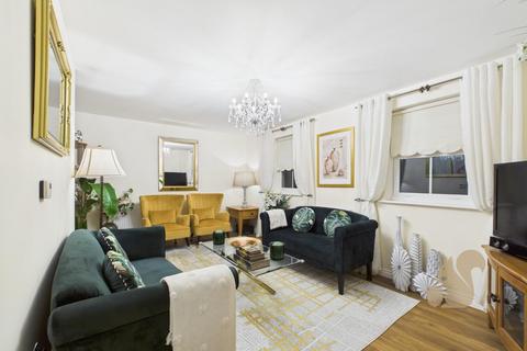 3 bedroom end of terrace house for sale, Garrison Parade, Colchester