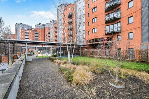 2 bedroom flat to rent, New Atlas Wharf, 3 Arnhem Place, Canary Wharf, London