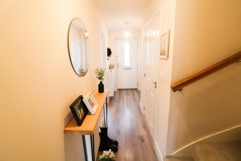 4 bedroom semi-detached house for sale, Rhodeswood Avenue, Glossop SK13