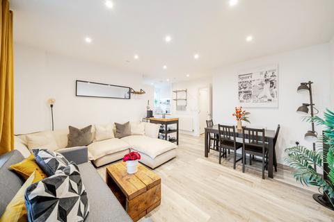 2 bedroom flat for sale, Scena Way, Camberwell, London, SE5