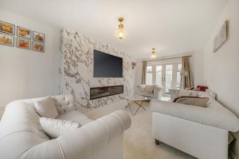 5 bedroom detached house for sale, Mary Ellis Way,  Witney,  OX29