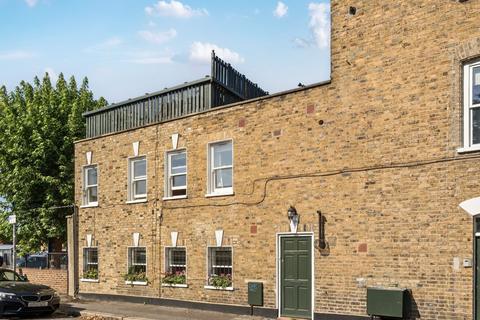 3 bedroom flat for sale, Grove Lane, Camberwell, London, SE5