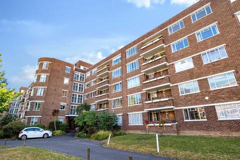 2 bedroom flat for sale, Champion Hill, London, SE5