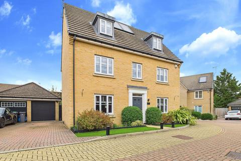 5 bedroom detached house for sale, Cawbeck Road, Dunmow CM6