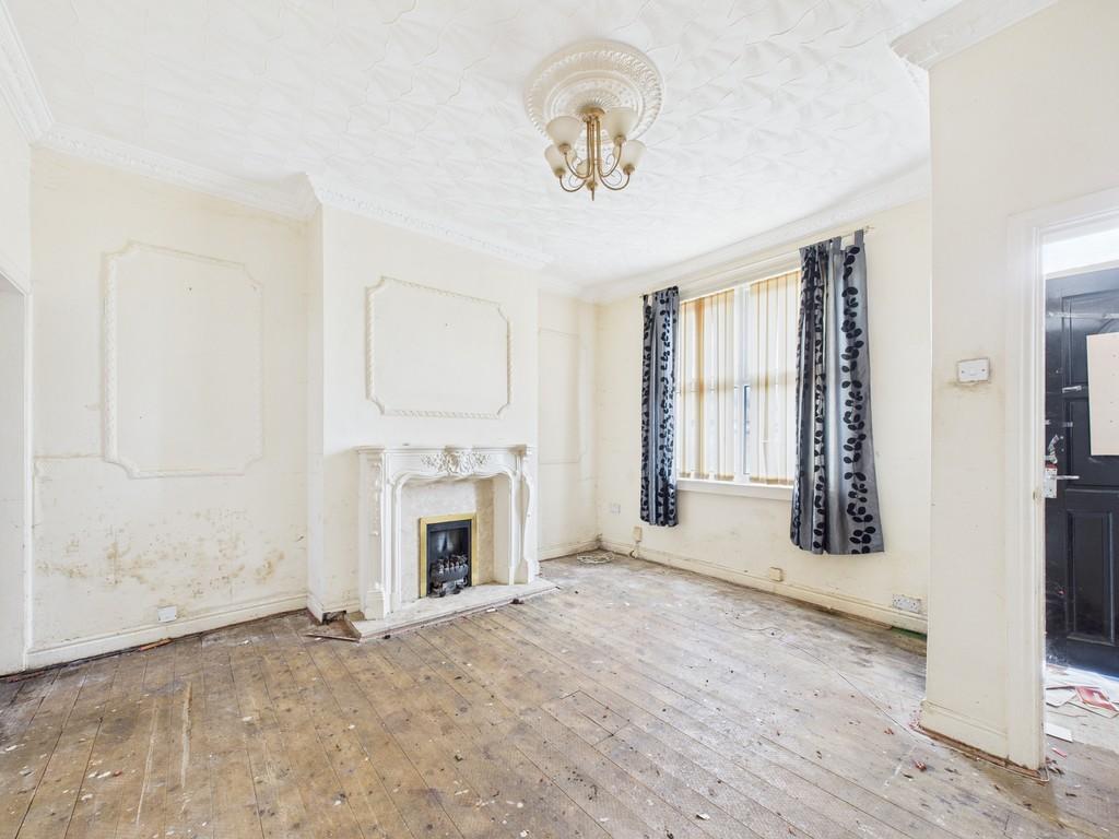 Cam01835 g0 pr0325 still001