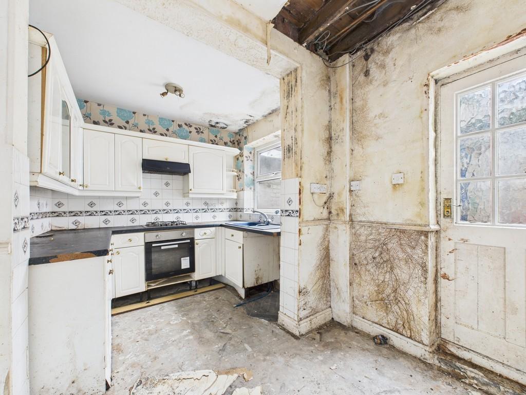 Cam01835 g0 pr0325 still002