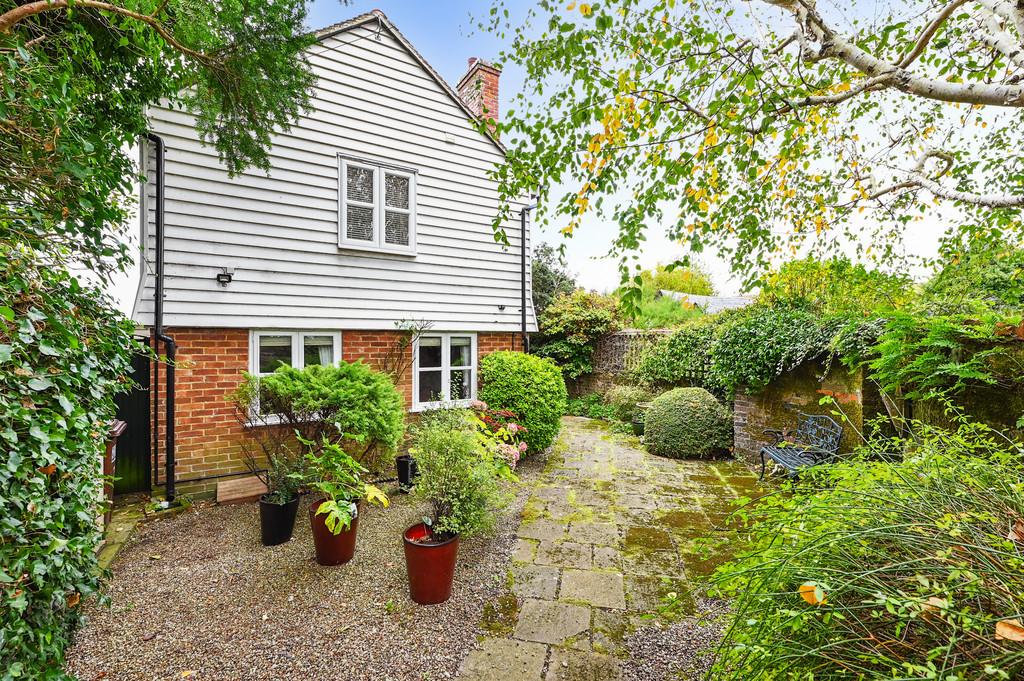 Garden Cottage TN36 (27)