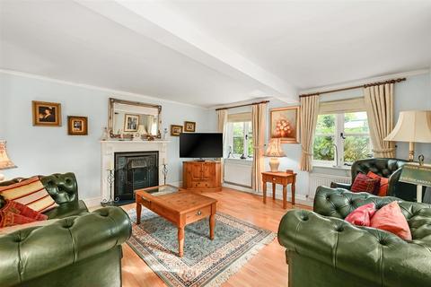 3 bedroom cottage for sale, German Street, Winchelsea, East Sussex TN36 4EN