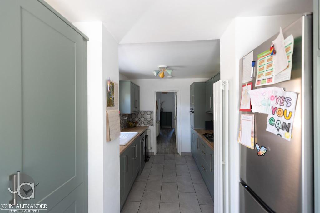 Photo 28-10-2025, 16 01 49