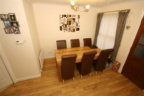 3 bedroom semi-detached house to rent, Williamson Avenue,,Falkirk