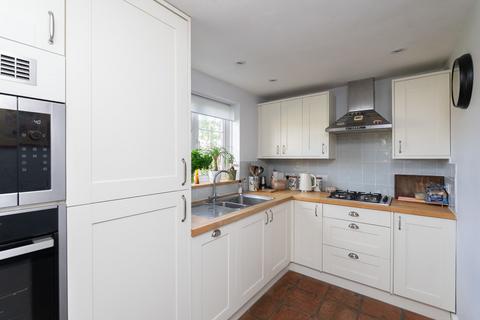 undefined, Middle Street, Brockham