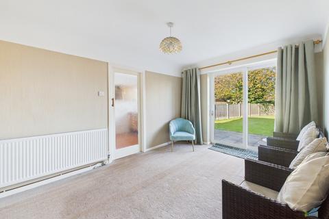undefined, Village Rd, Wirral CH63