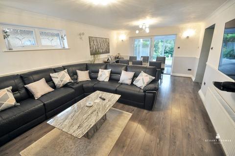 3 bedroom detached bungalow for sale, Lynton Road, Hadleigh
