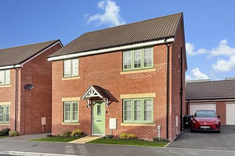 4 bedroom detached house for sale, Saturn Close, Warminster