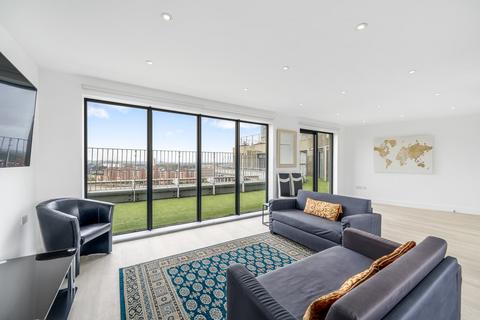 Lombard Wharf , Battersea