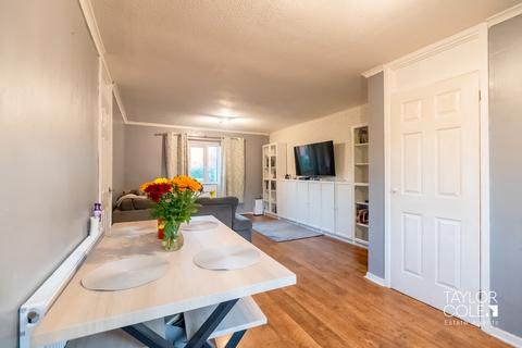 undefined, Sorrel, Tamworth