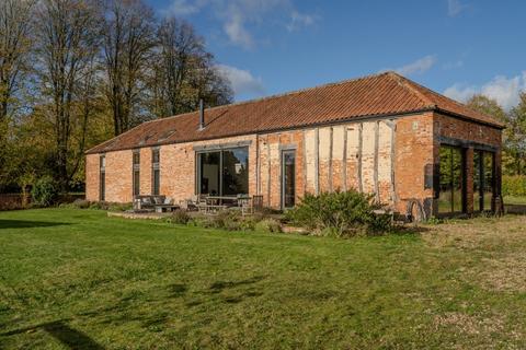 undefined, Kerdiston, Norwich