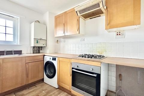 2 bedroom apartment for sale, Newport Avenue, London E13