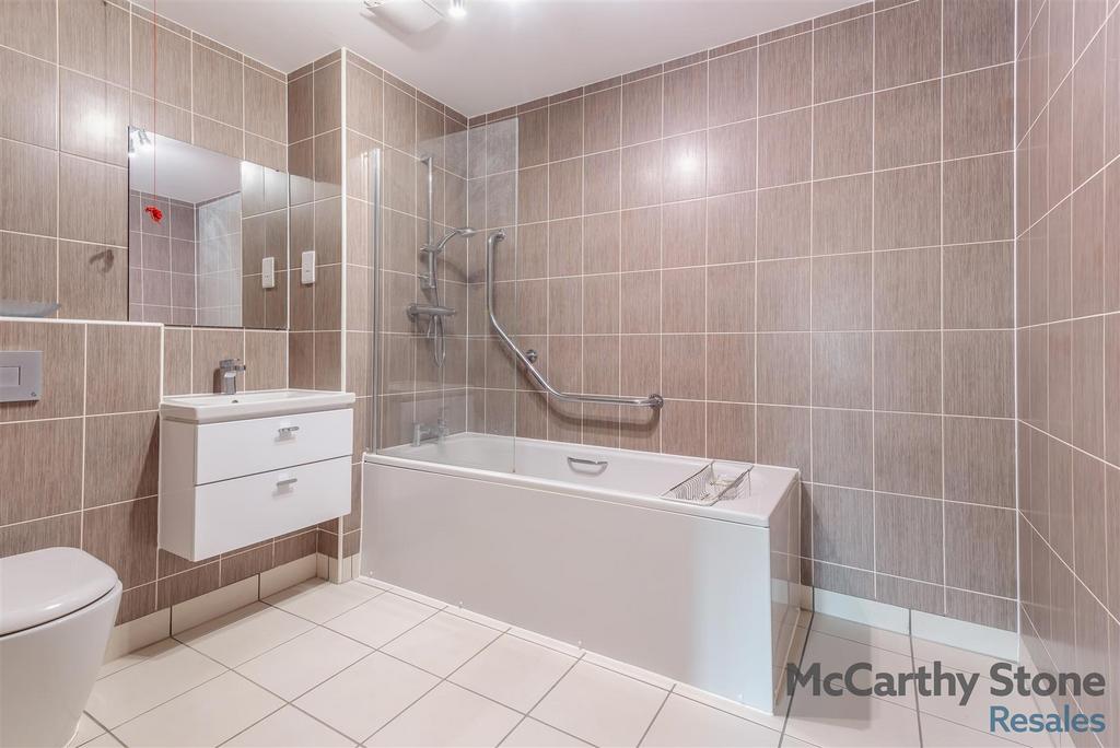8668665-interior15.jpg