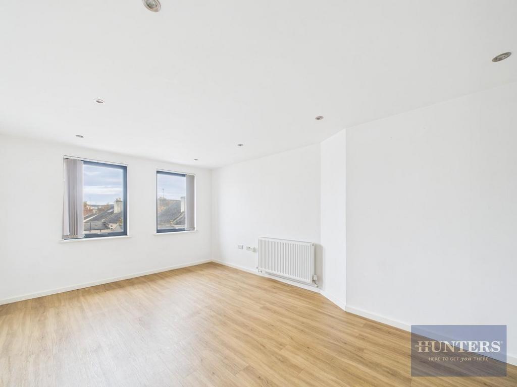 Kitchen / Living Area