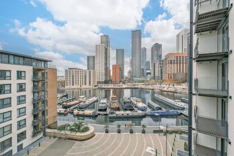 2 bedroom flat for sale, Boardwalk Place, Canary Wharf, London, E14