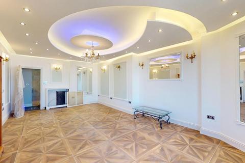 undefined, Maida Vale, London W9