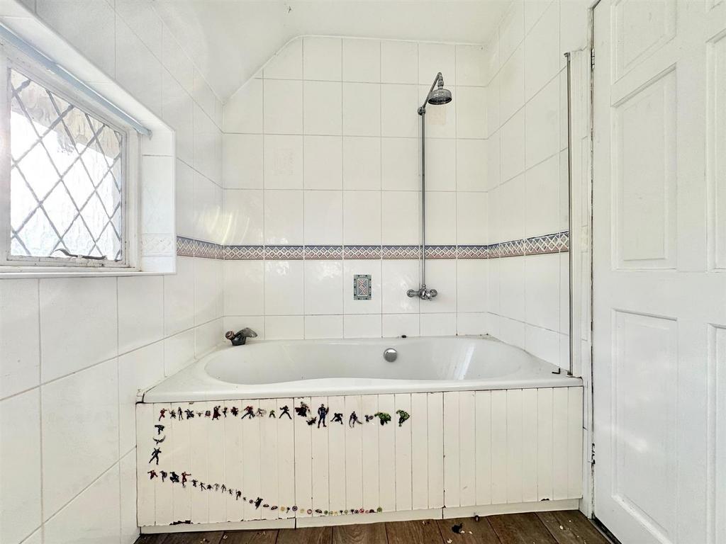 Bath.jpg