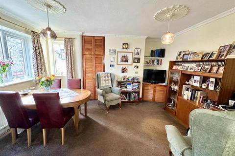 3 bedroom semi-detached house for sale, Bell Hall View, Savile Park, Halifax