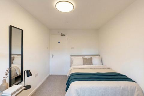 4 bedroom flat to rent, Leazes Parade Holland Drive, Newcastle NE2